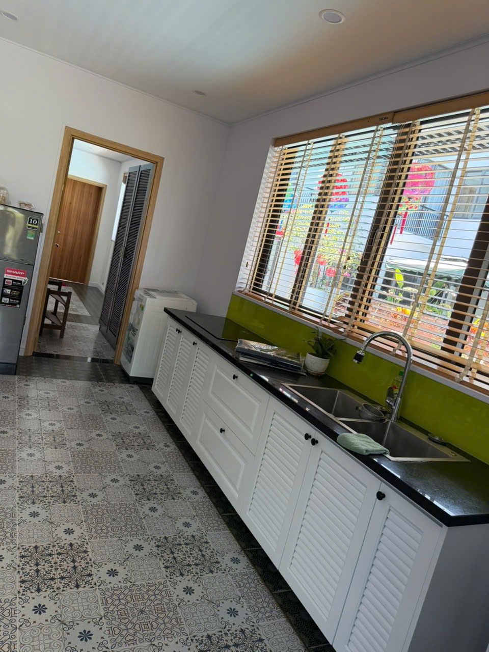 One-bedroom, Building A: Kitchen