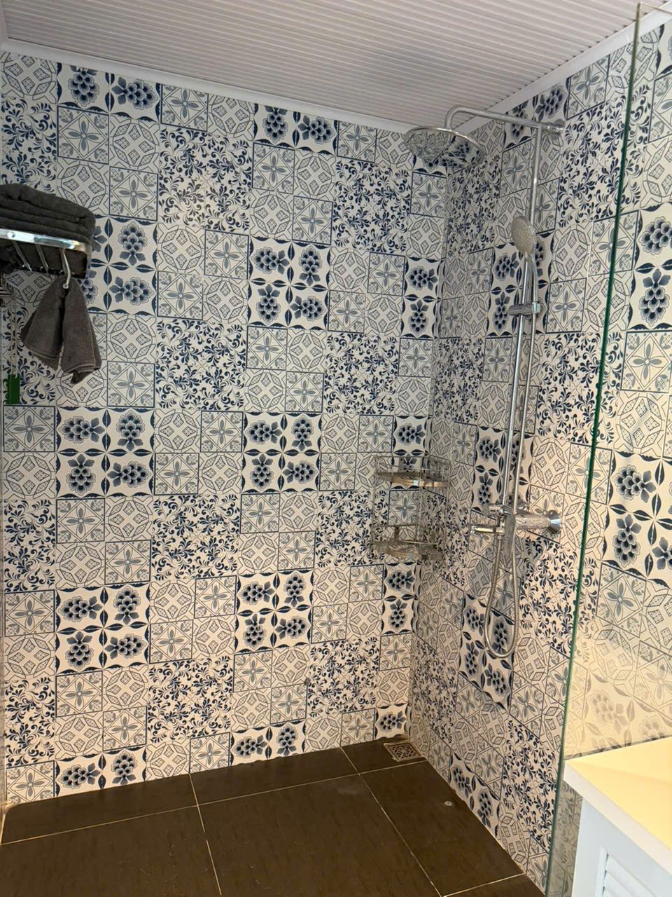 Two-bedroom, Building A: Shower